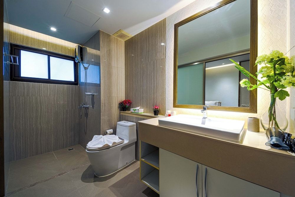 4 Bed Beachfront Condo SP43 Condo, 4 Bedrooms, Non Smoking, Garden View 32