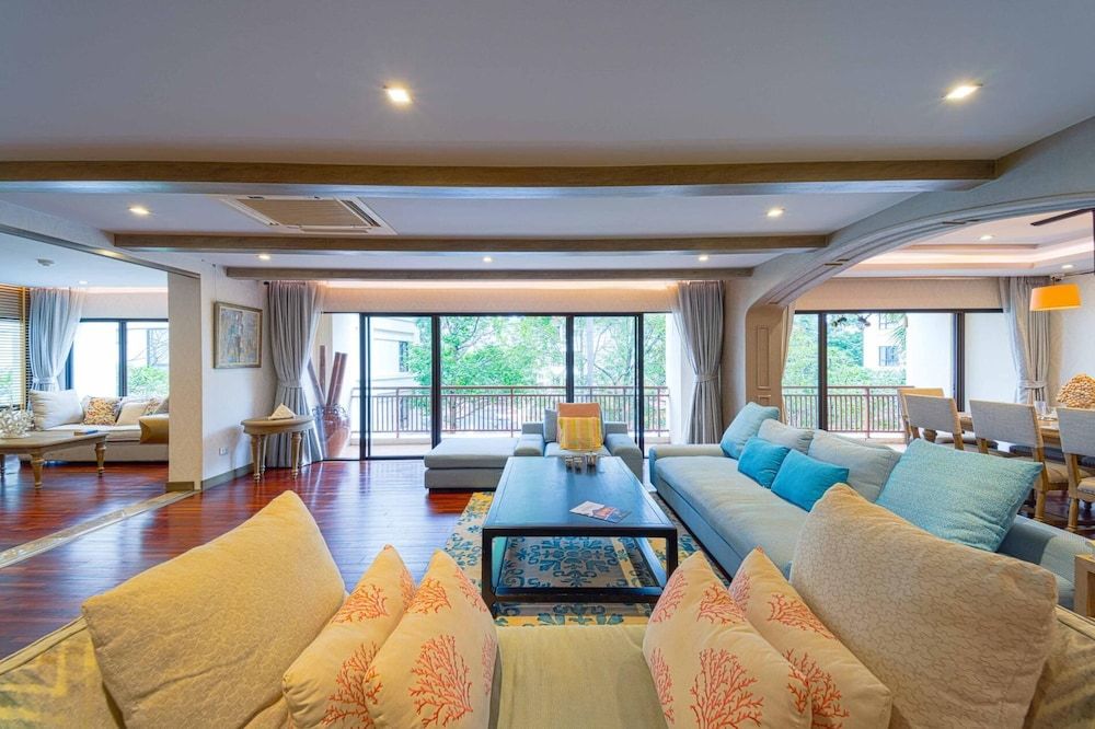 4 Bed Beachfront Condo SP43 Condo, 4 Bedrooms, Non Smoking, Garden View 21