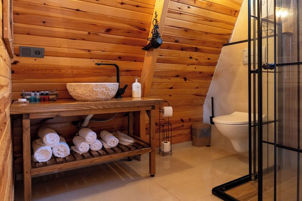 Yeşil Düş Bungalov Honeymoon Bungalow, 1 Bedroom, River View, Garden Area 9