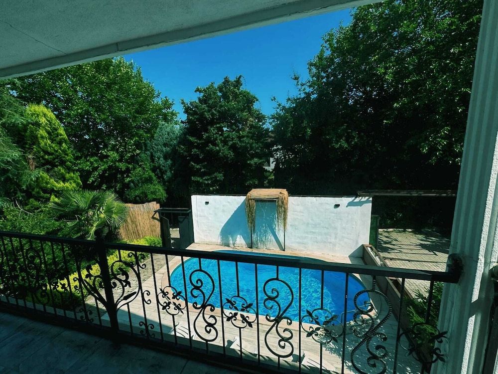 Bizim Konak Family Villa, Pool View 9