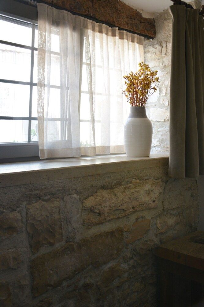 8 Design Urla Basic Room 3