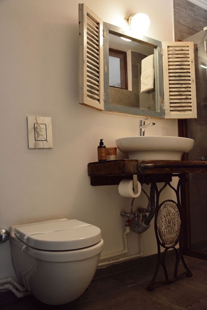 8 Design Urla Basic Room 4