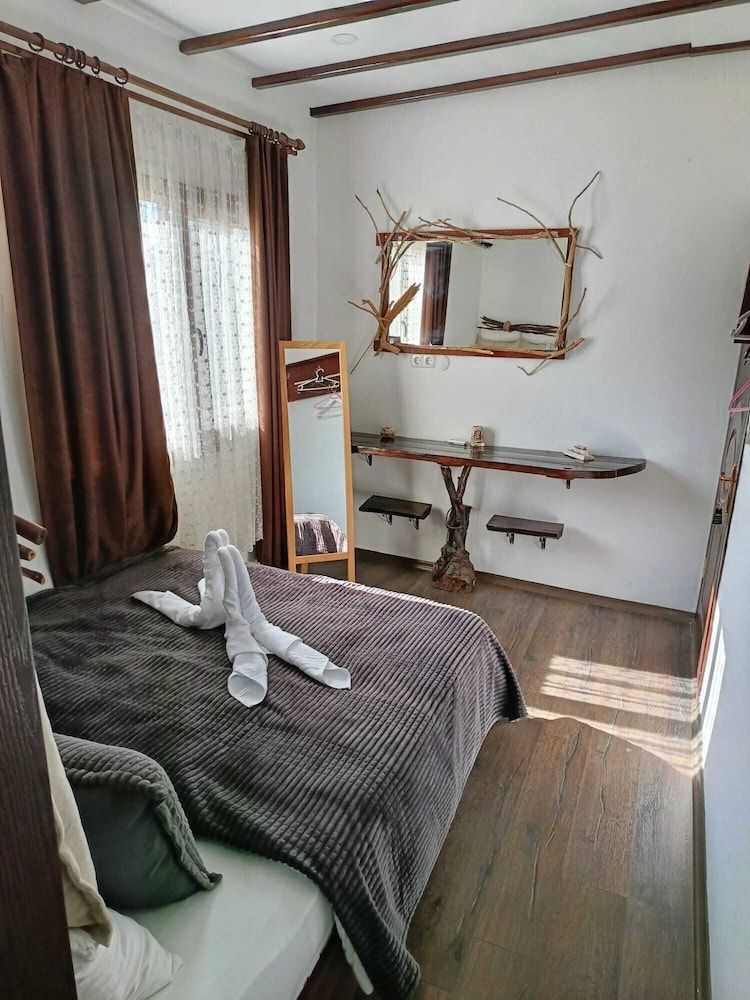 Panorama Butik Hotel Double Room, Balcony, Mountain View ( Standard 1) 3