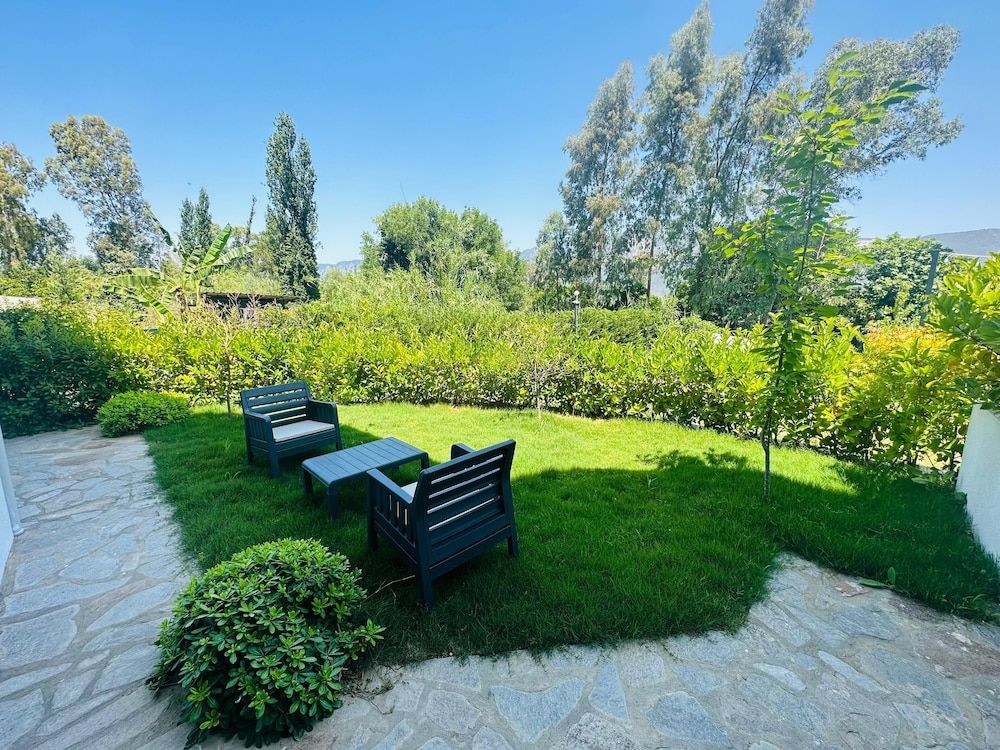 Yengeç Adults Only Suite, Garden View 7