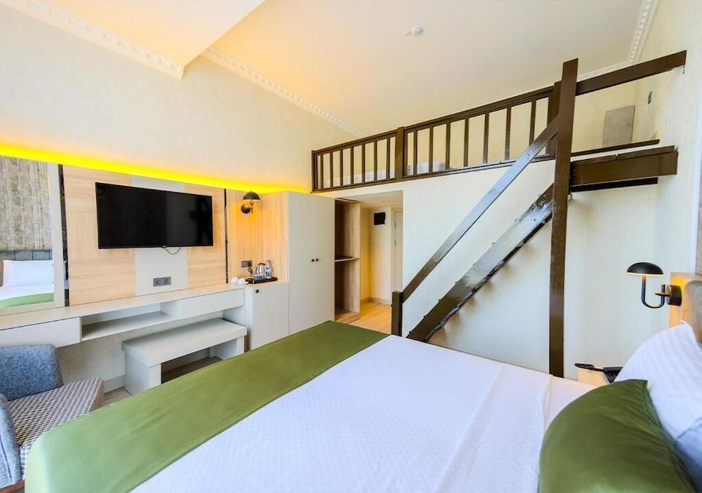 Ayçiçeği Comfort Hotel Family Room 3