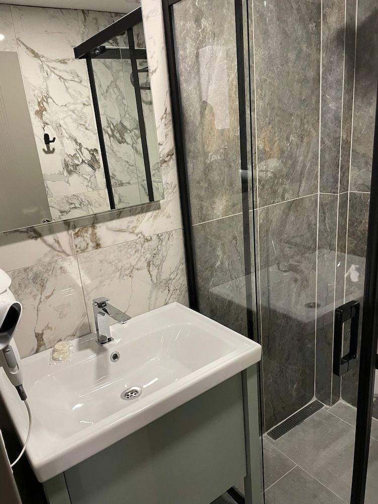 Grand Cennet Beach Hotel Family Suite 3