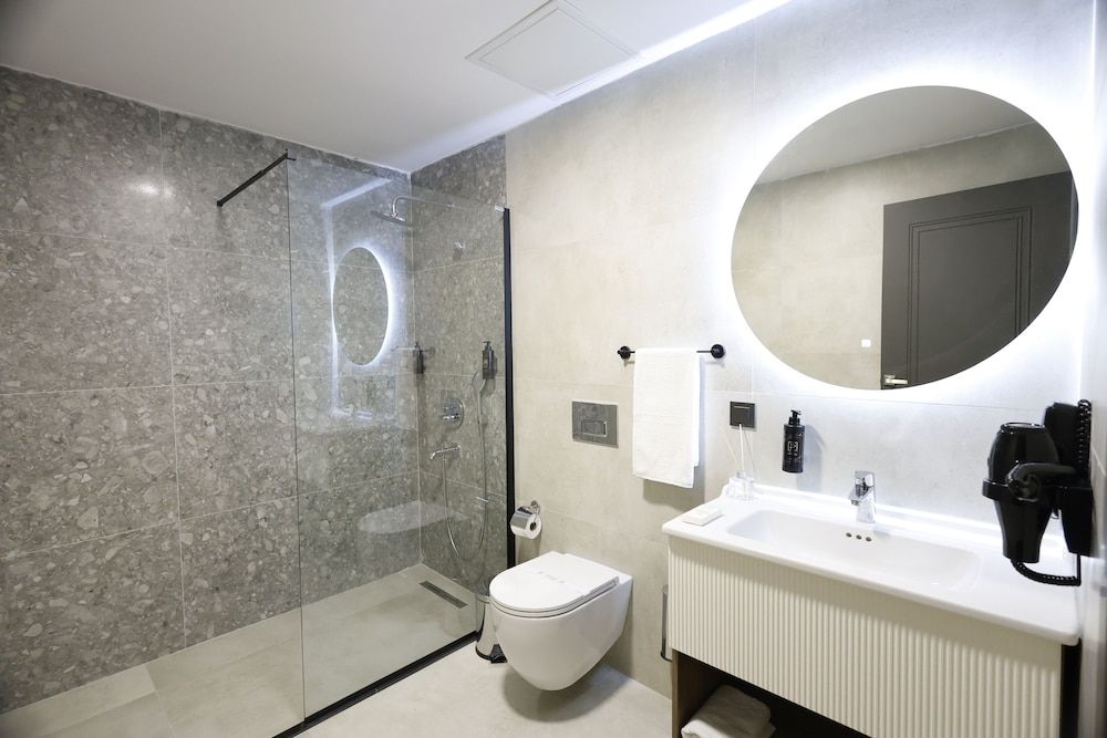 GEZGİN HOTEL Deluxe Triple Room, City View 3