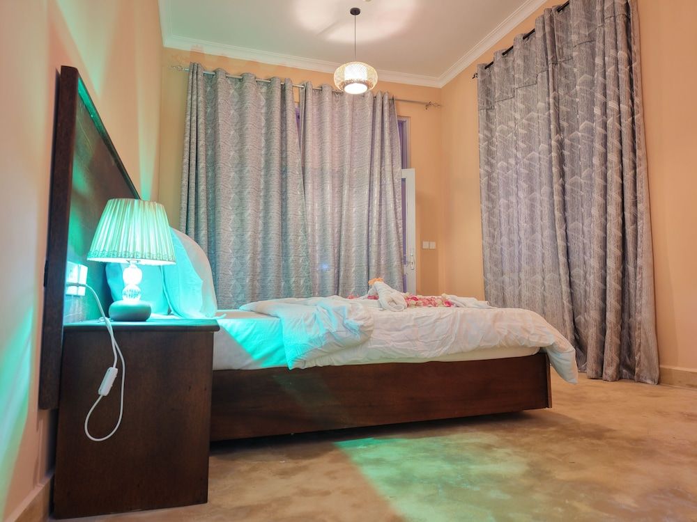 Zanzibar Luxury Bungalows Deluxe Single Room, 1 Bedroom, Pool View 3