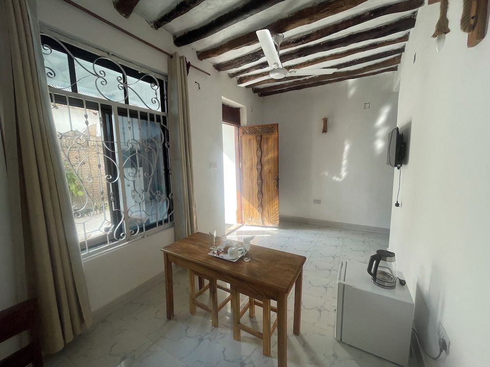 Zanzibar beach escape Family Villa, Ocean View 9