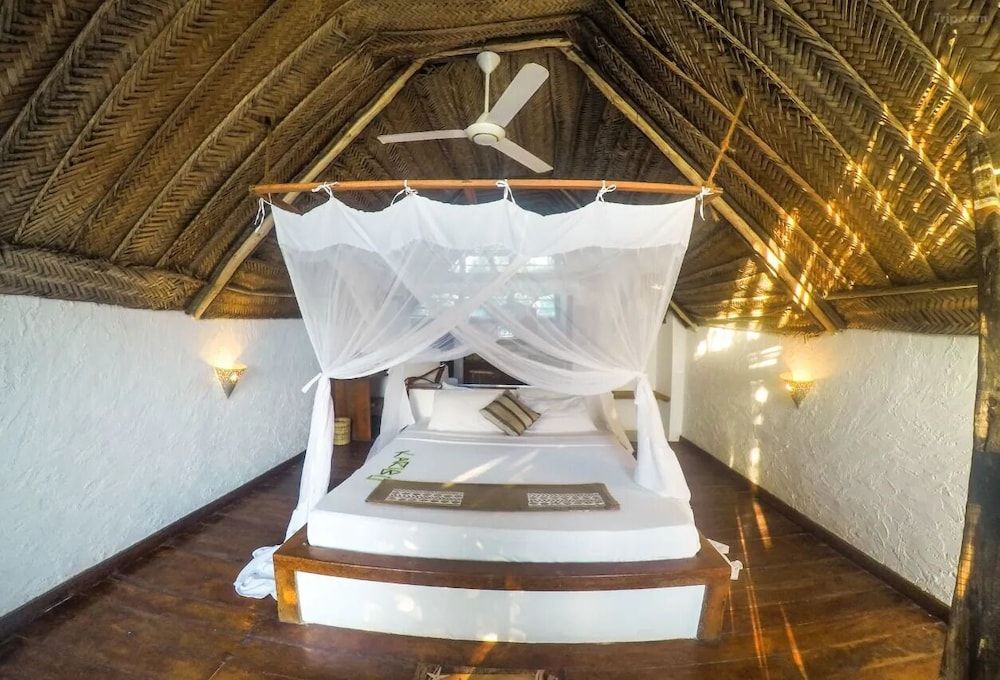 KAE FUNKY ZANZIBAR Superior Single Room 5