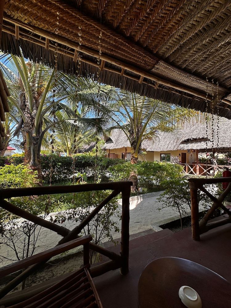 Moayana Liora Superior Double Room, Courtyard View 3