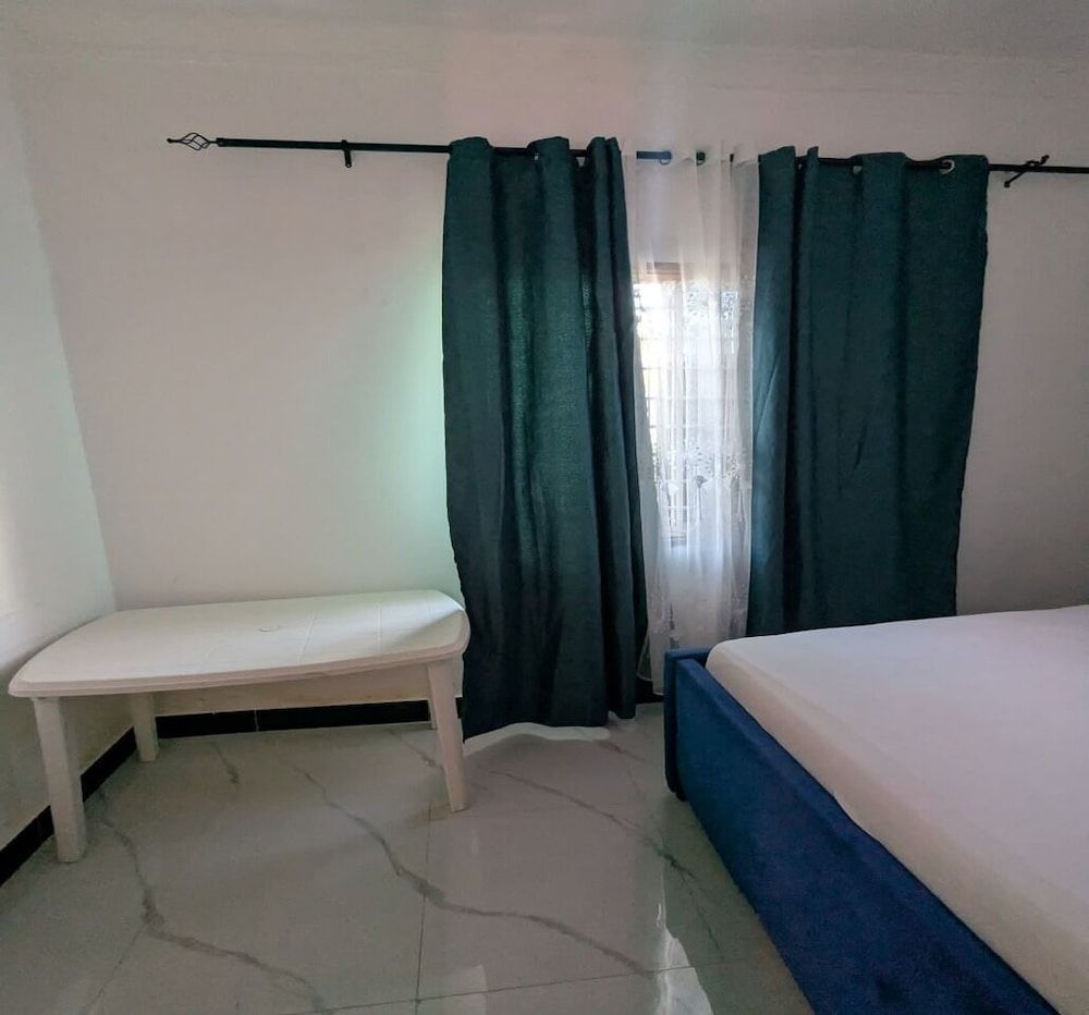 Malaika White House Apartment & Spa Standard Double Room 3