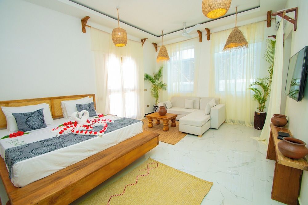 ZANZIBAR MAREA Luxury Villas Premium Studio Suite, Pool View 2