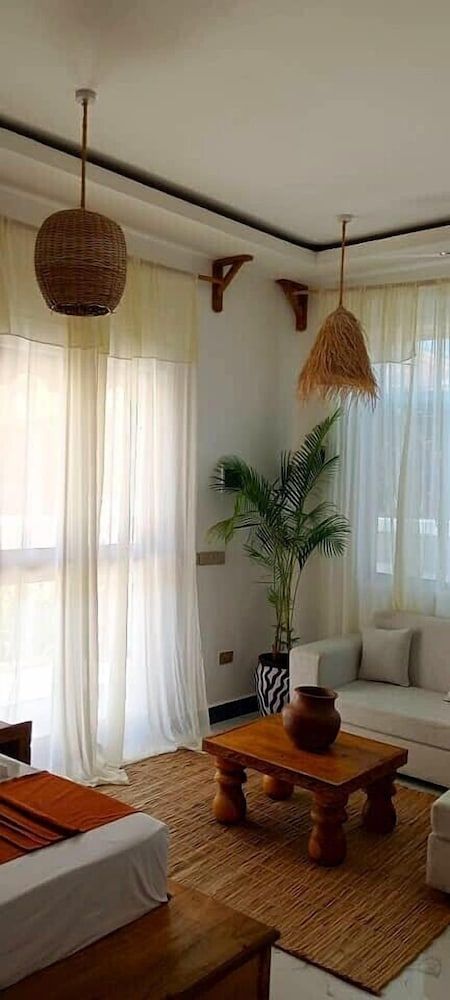 ZANZIBAR MAREA Luxury Villas Luxury Studio Suite, Pool View 9