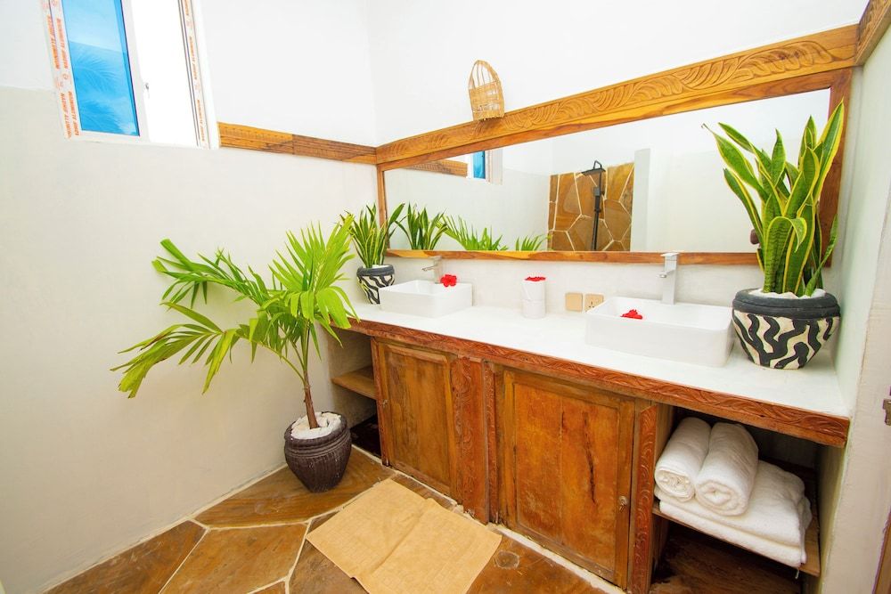 ZANZIBAR MAREA Luxury Villas Luxury Studio Suite, Pool View 19