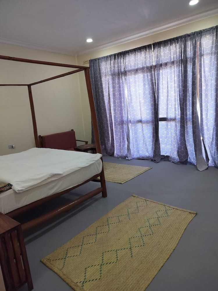 Andy' Inn Deluxe Double Room, Balcony, Pool View 4