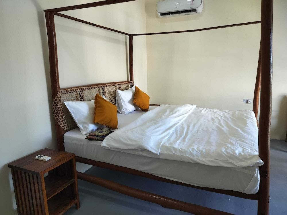 Andy' Inn Deluxe Double Room, Balcony, Pool View 2