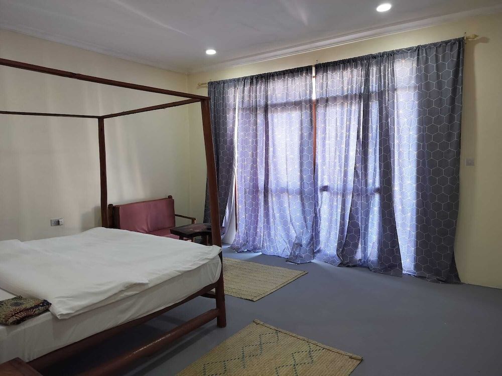 Andy' Inn Deluxe Double Room, Balcony, Pool View 5