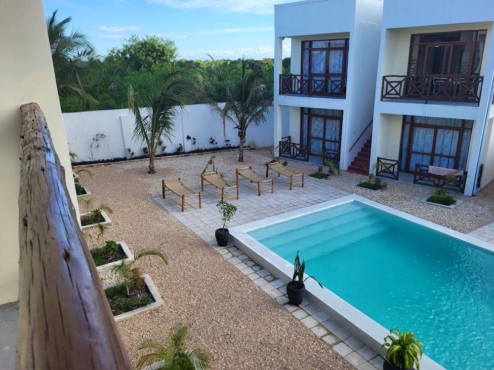 Andy' Inn Deluxe Double Room, Balcony, Pool View 19