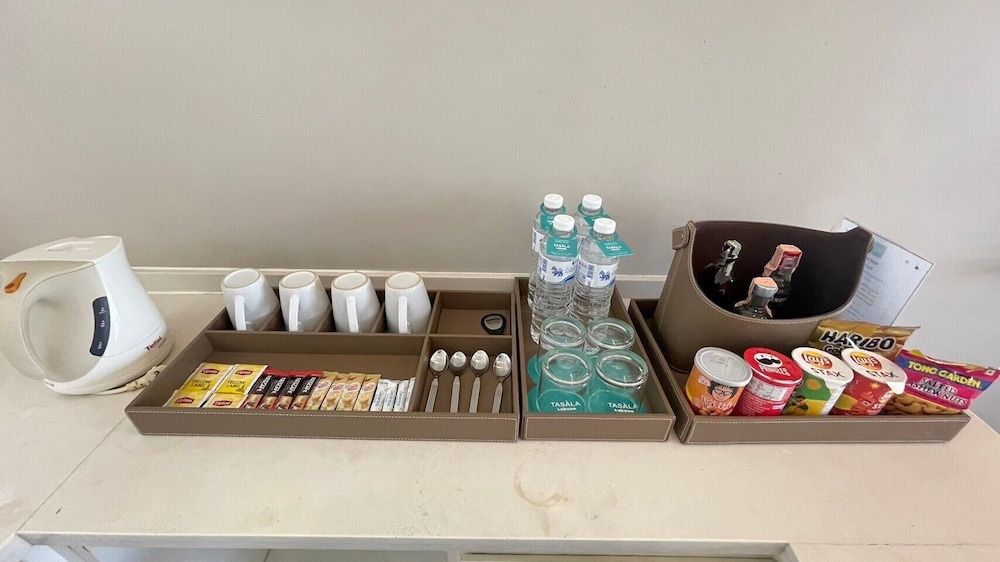 TASALA cabana Classic Studio, Balcony, Partial Sea View 8