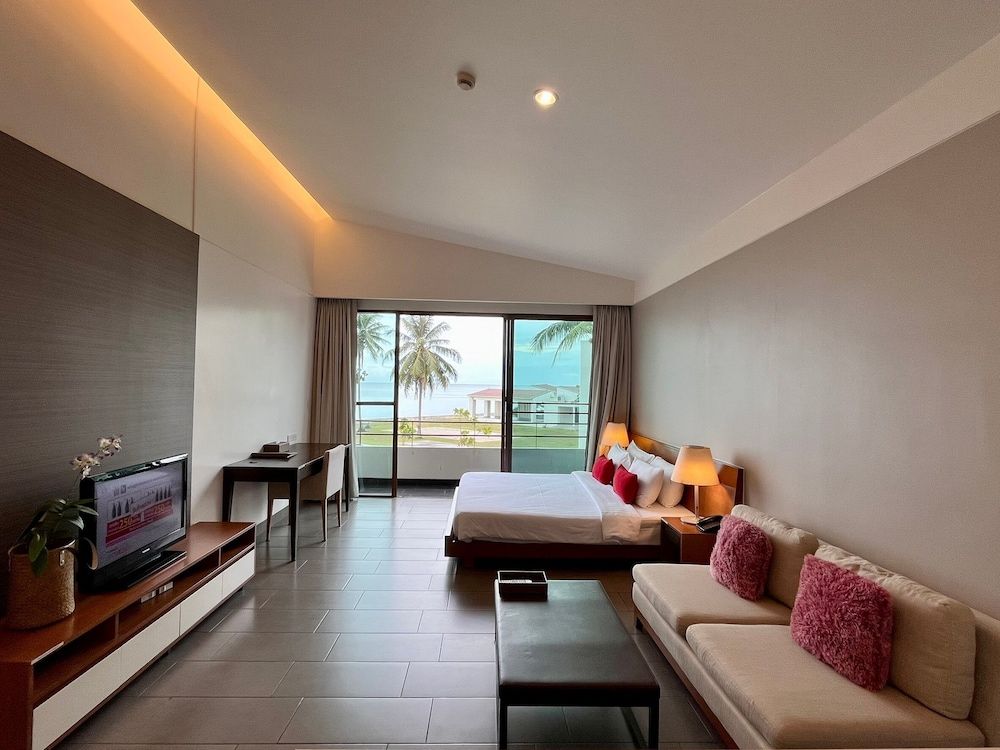 TASALA cabana Classic Studio, Balcony, Partial Sea View 4