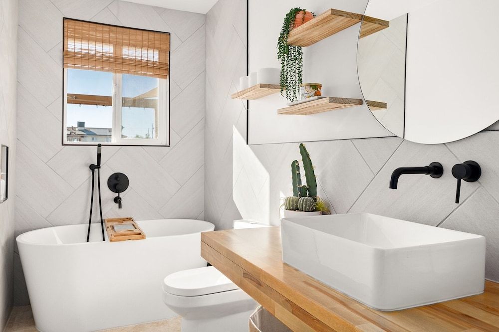 Modern Desert Escape - Fire Pit, Bbq And Design! 3 Bedroom Home by RedAwning House, 3 Bedrooms 17