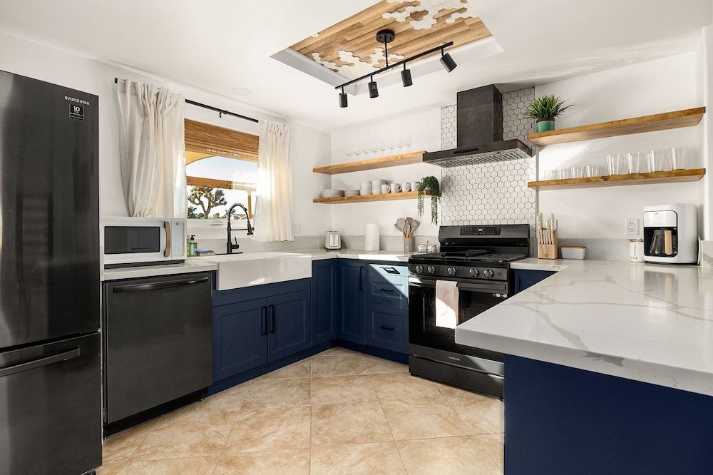 Modern Desert Escape - Fire Pit, Bbq And Design! 3 Bedroom Home by RedAwning House, 3 Bedrooms 9