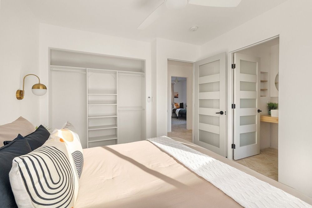 Modern Desert Escape - Fire Pit, Bbq And Design! 3 Bedroom Home by RedAwning House, 3 Bedrooms 6