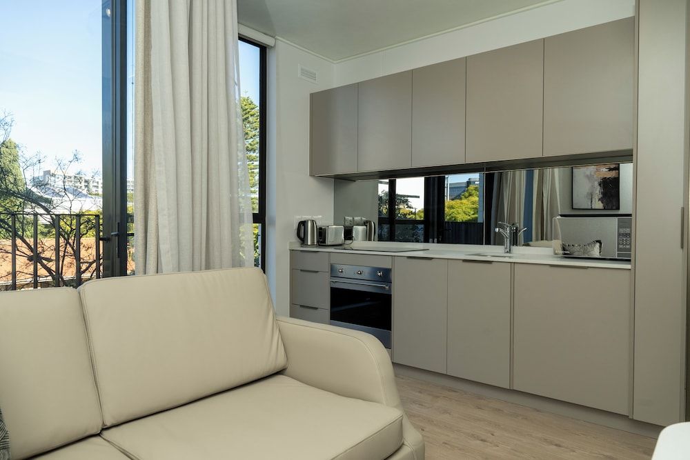 One Rosebank Executive Apartment Hotel Double Room 3