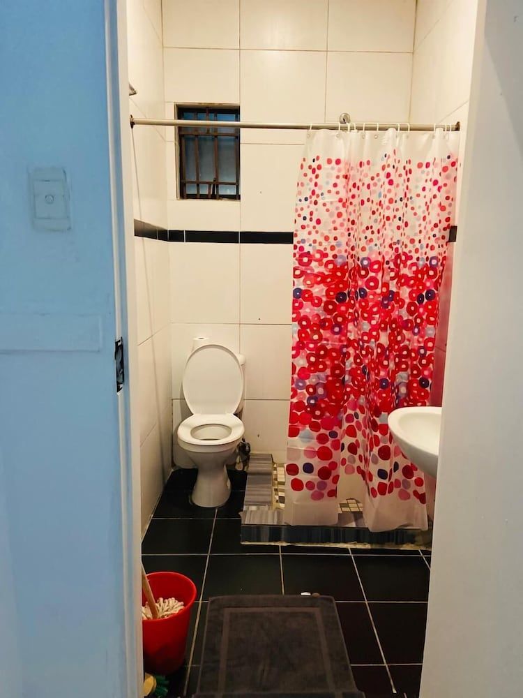 Gold Crown Self-catering Apartment Comfort Apartment, Air conditioning 9