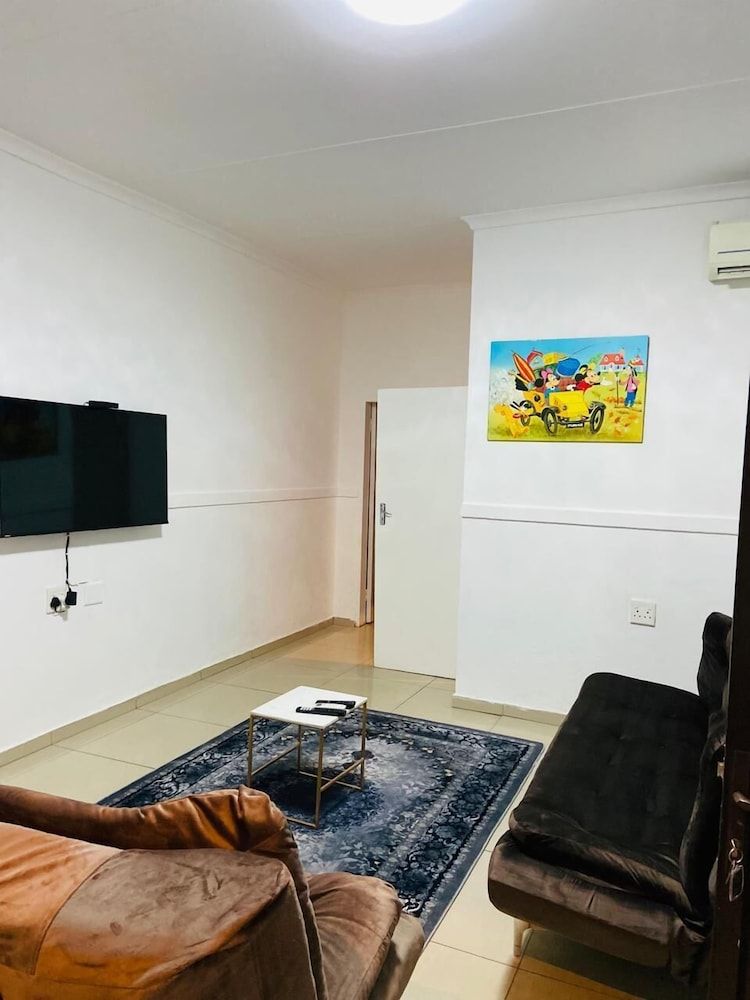 Gold Crown Self-catering Apartment Comfort Apartment, Air conditioning 8