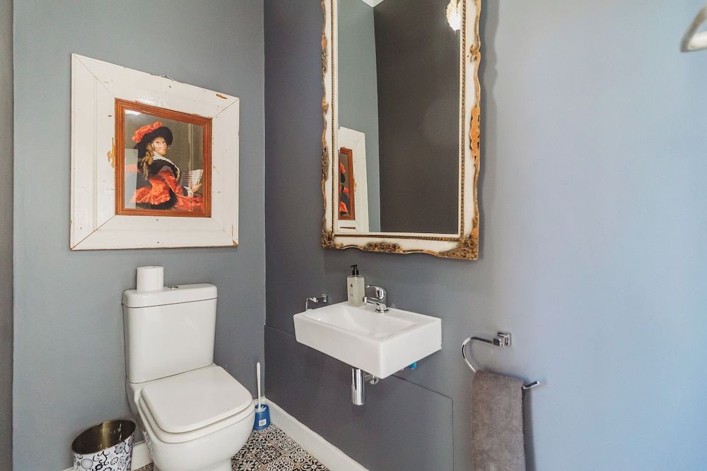 Acorn Guest House Family House 19