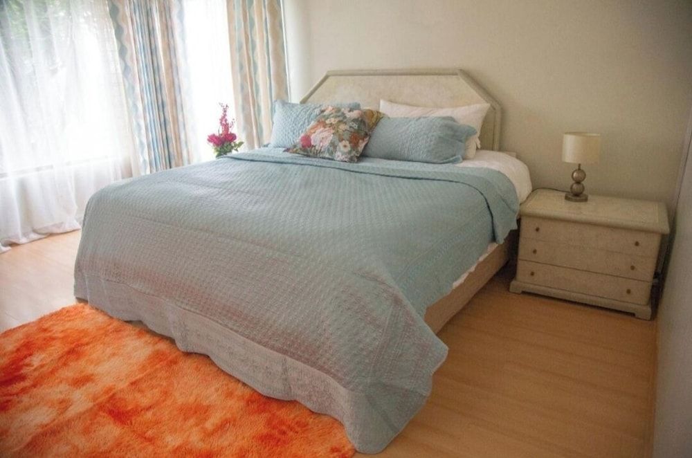 Sojourners Rest House House, Pool View 18