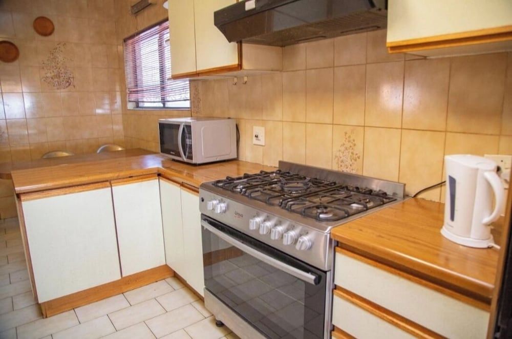 Sojourners Rest House House, Pool View 24