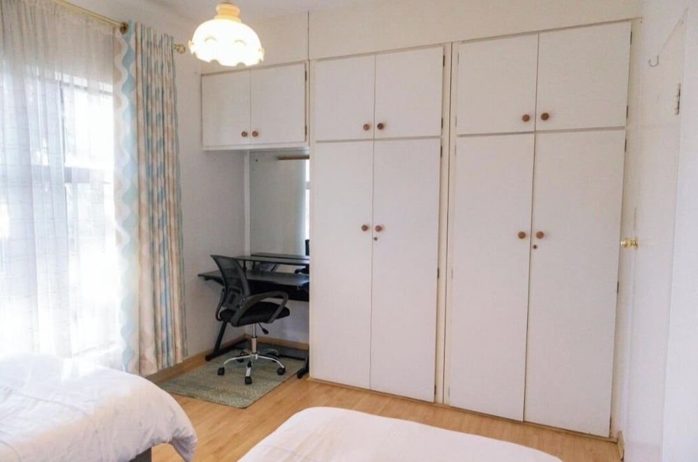 Sojourners Rest House House, Pool View 16