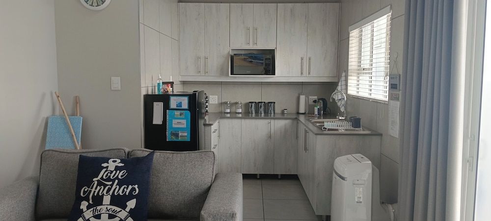 Utopia Guest House Comfort Double Room, Patio, Garden View 12