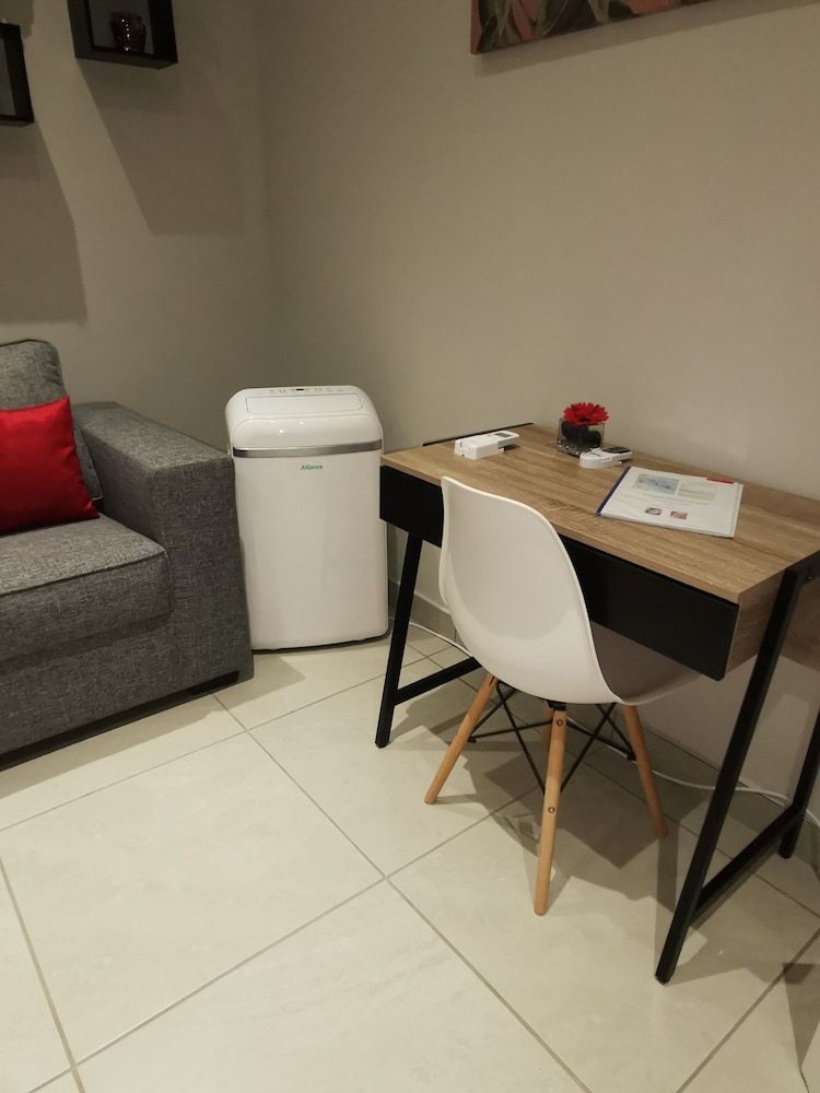 Utopia Guest House Family Double Room, Patio, Garden View 15