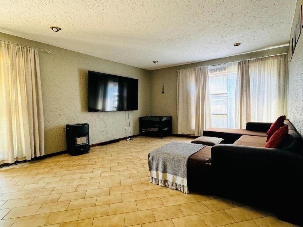 Villa Picasso - 3 Bed Villa Villa, 3 Bedrooms, Accessible, Smoking 10