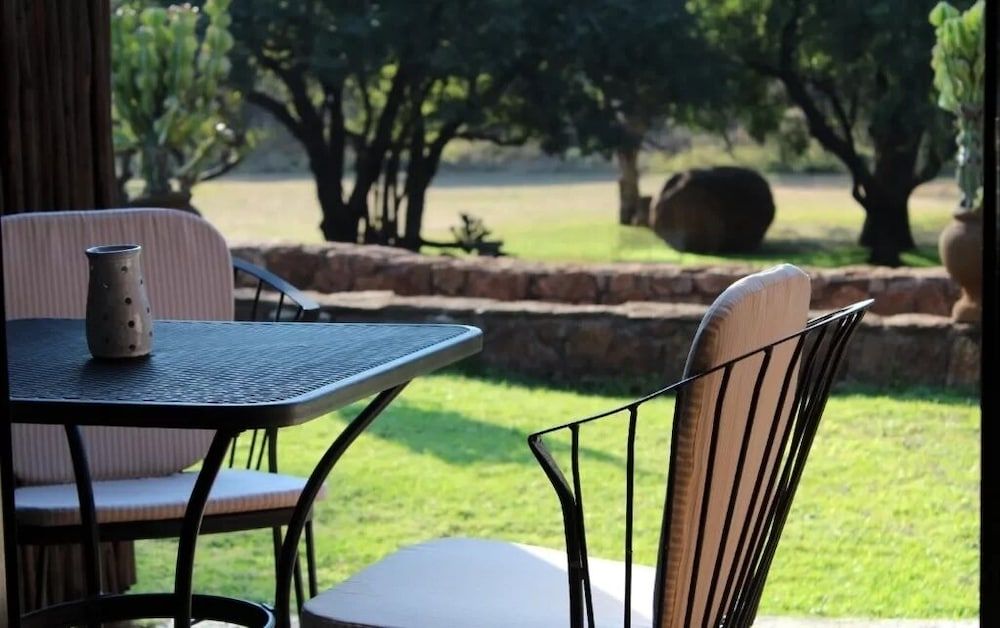 Sable Ranch Thaba Khaya Deluxe Single Room, Patio, Garden View 4