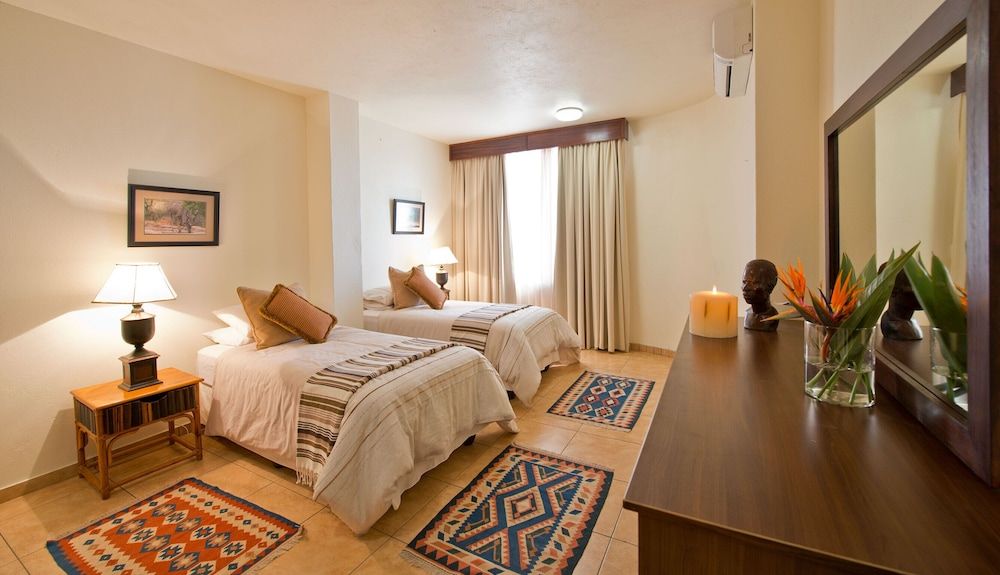 Sable Ranch Thaba Khaya Luxury Double Room, Balcony, Garden View 6