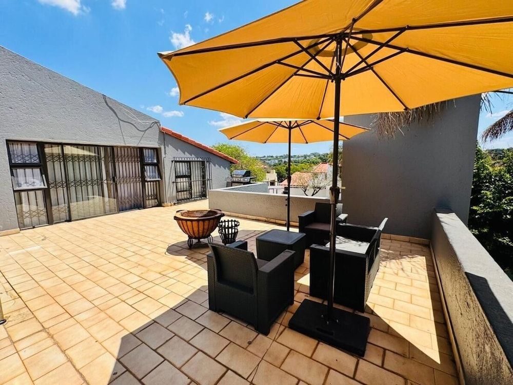 Villa Picasso - 2 Bed Villa House, 2 Bedrooms, Accessible, Balcony 44