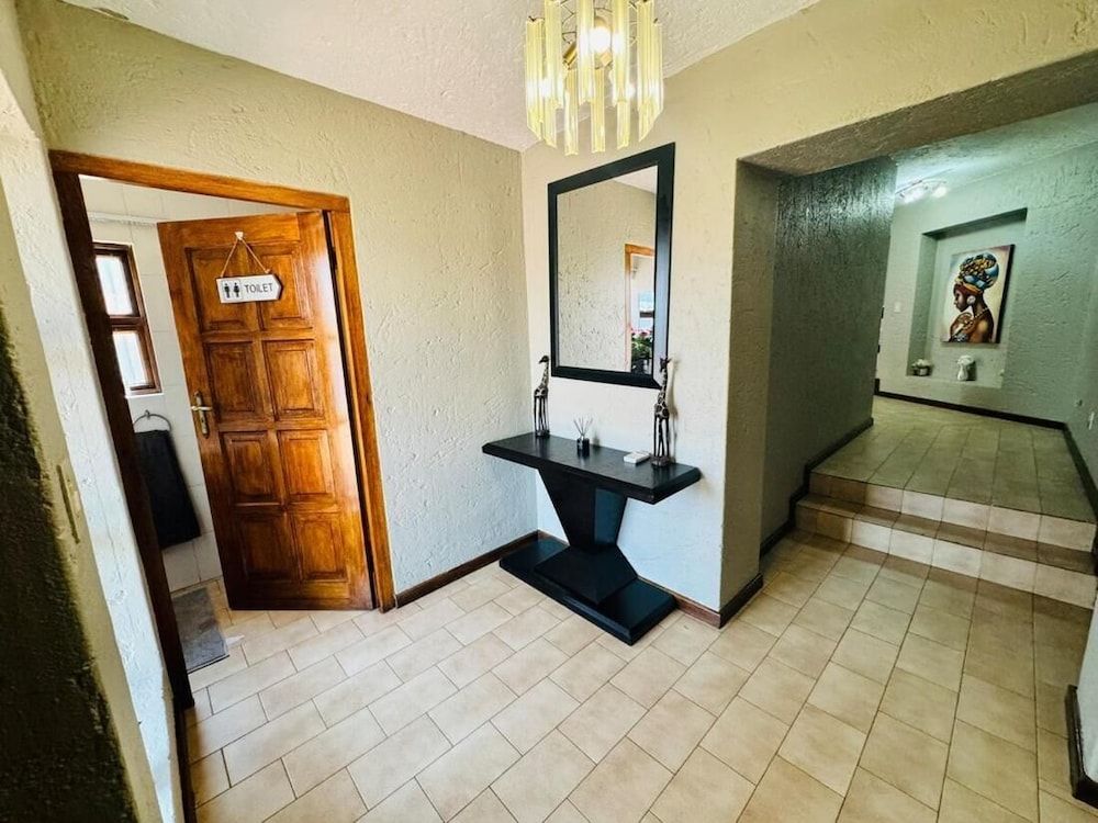 Villa Picasso- 1 Bed Villa House, 1 Bedroom, Accessible, Smoking 23