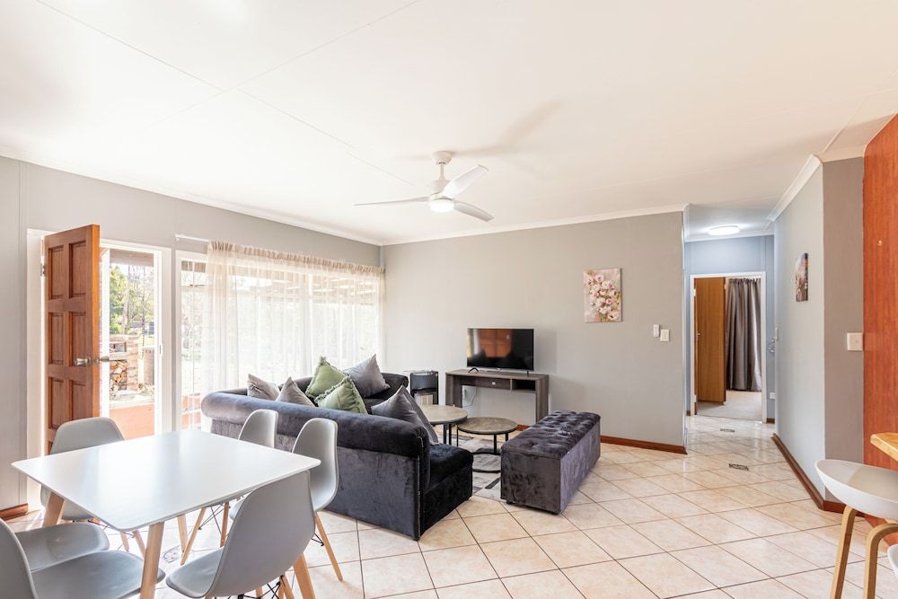 Forest View Self Catering Family House, River View 13