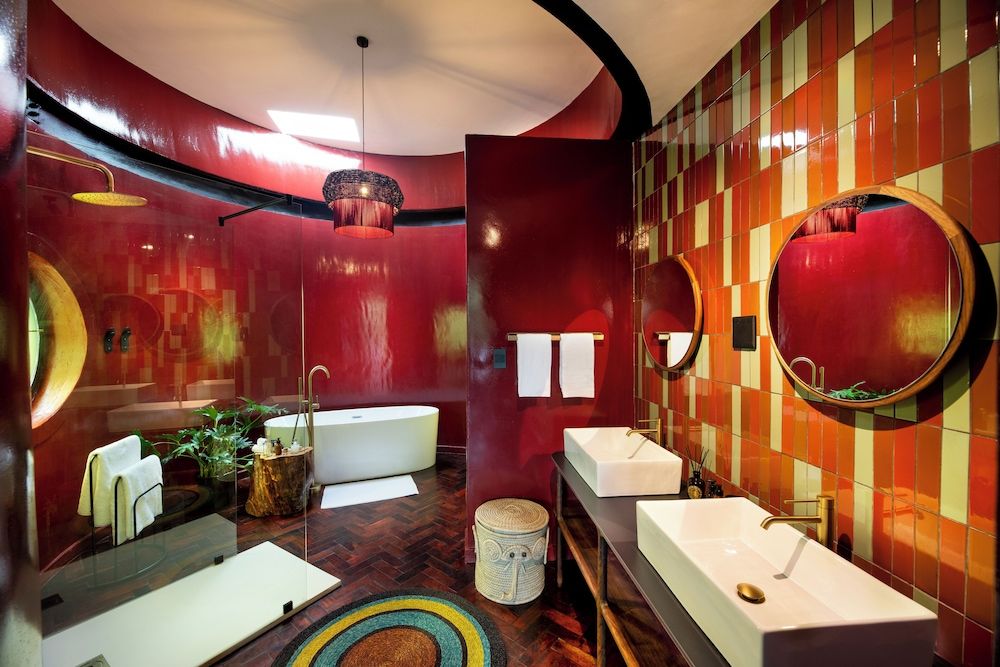 Dzombo Camp Executive Room, Garden View 3