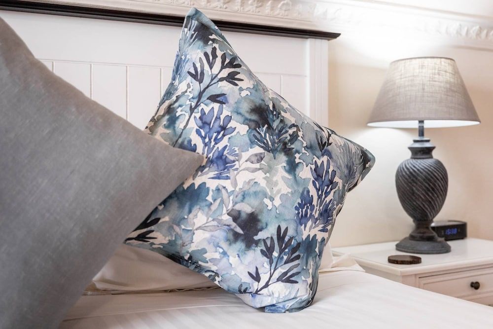 Olivers Bed and Breakfast Family Room, Balcony, Sea View 2