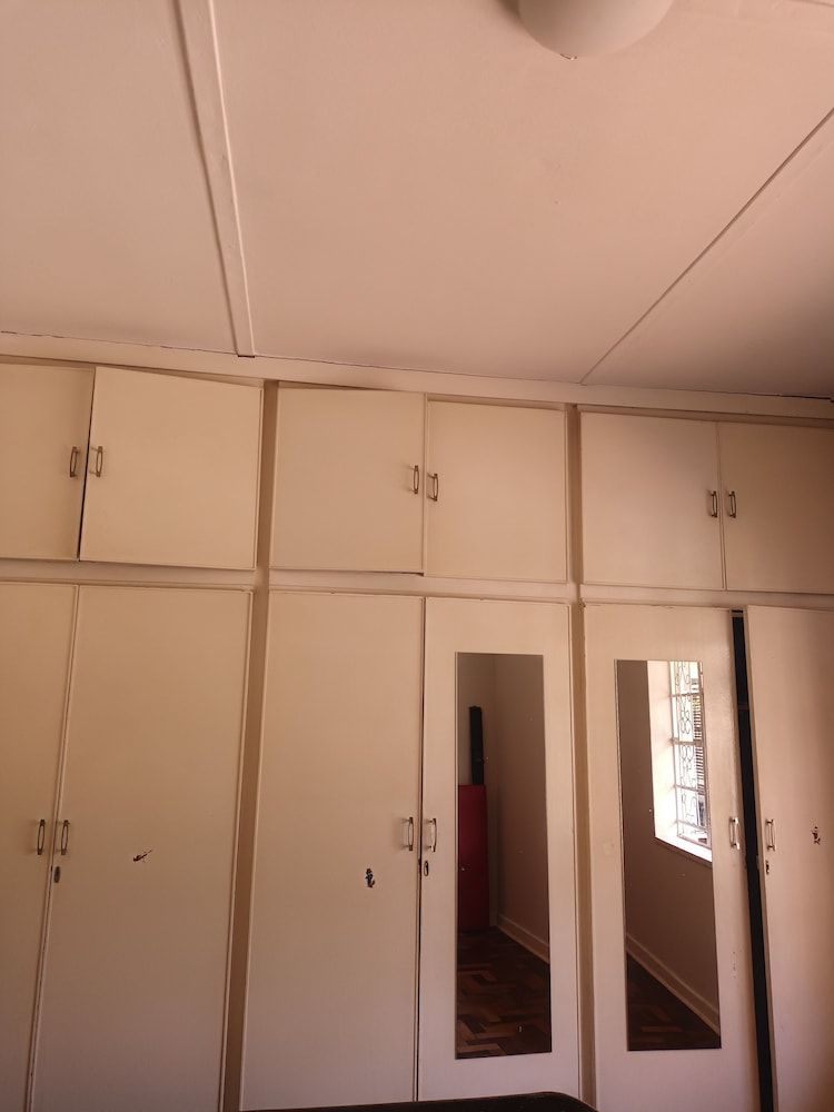 JM TOURS & SAFARIS GUESTHOUSE Comfort Double Room, Garden View 35