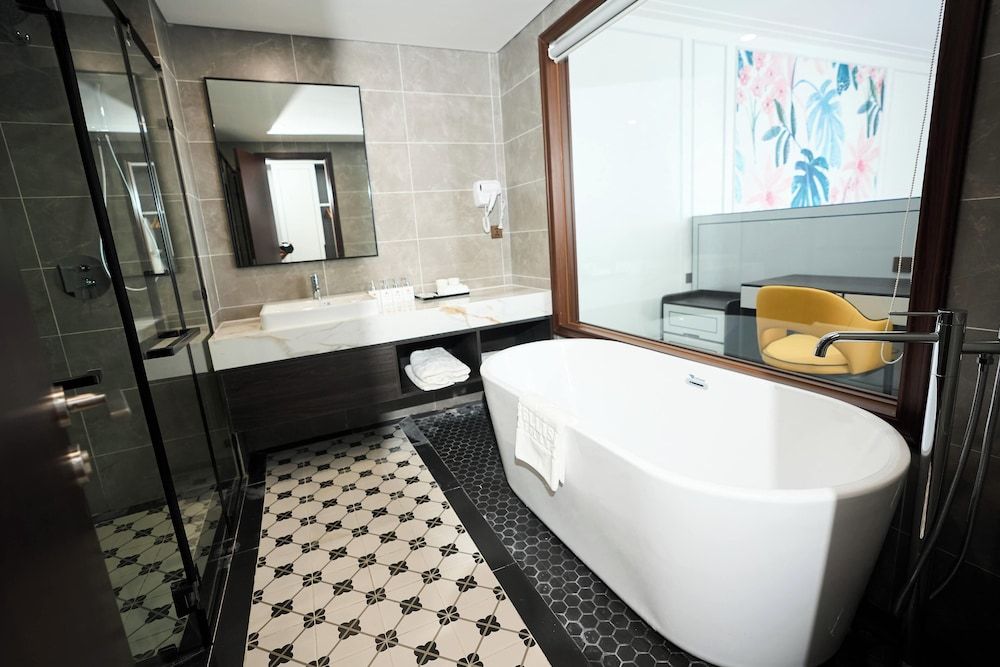 Belliss Hotel And Spa Executive Double Room, Balcony, Lake View 12