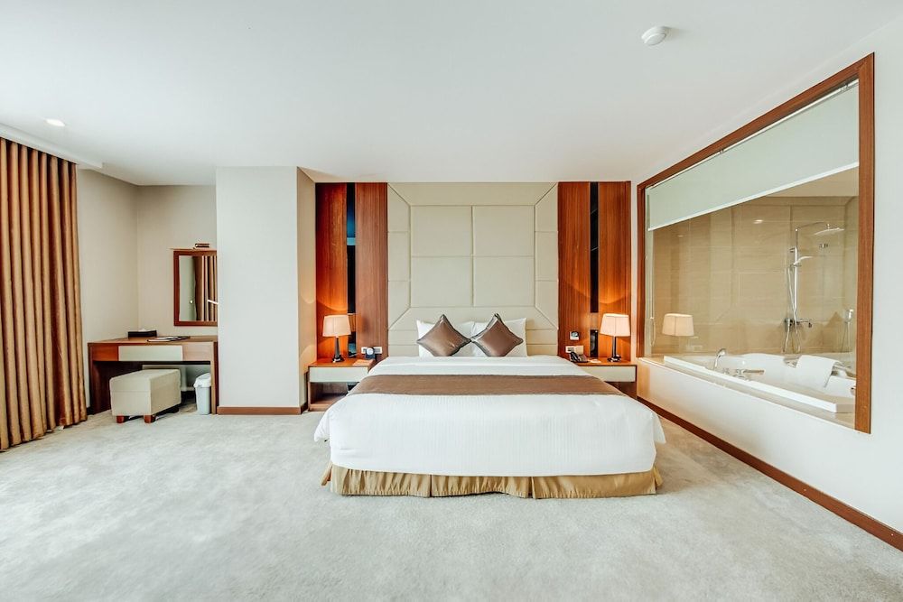 Basic Double Room, City View