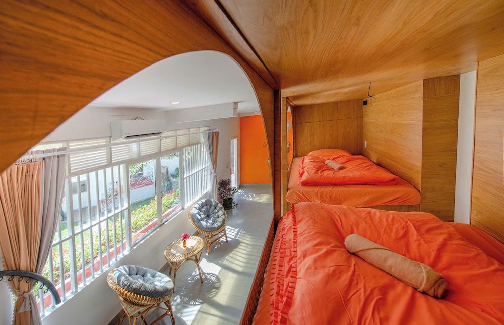 Homestay Vuon Phap BMT Design Shared Dormitory, Garden View