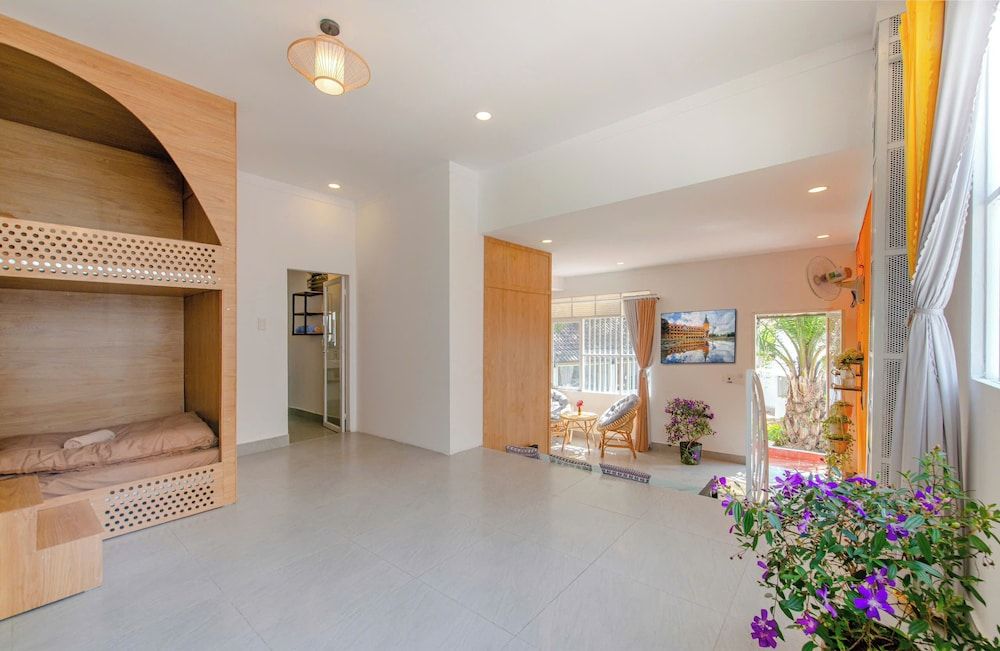 Homestay Vuon Phap BMT Design Shared Dormitory, Garden View 3